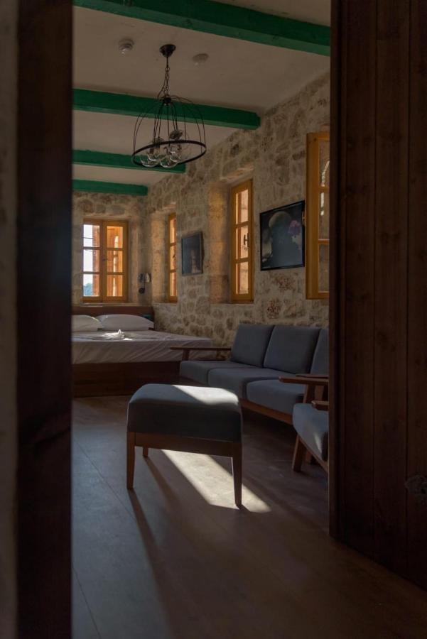 Roots Dhermi Dhërmi Exterior foto