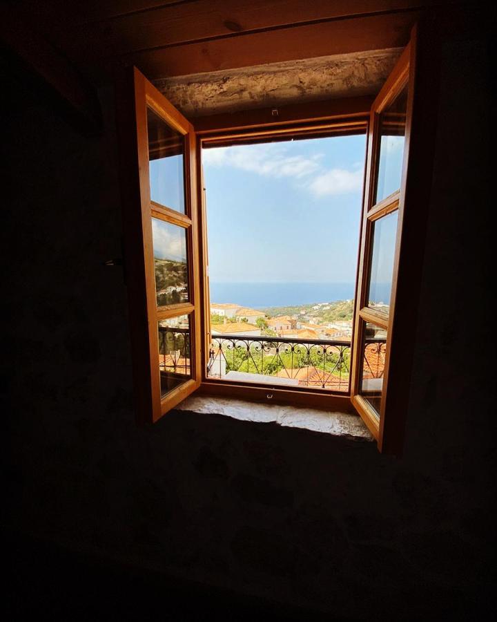 Roots Dhermi Dhërmi Exterior foto